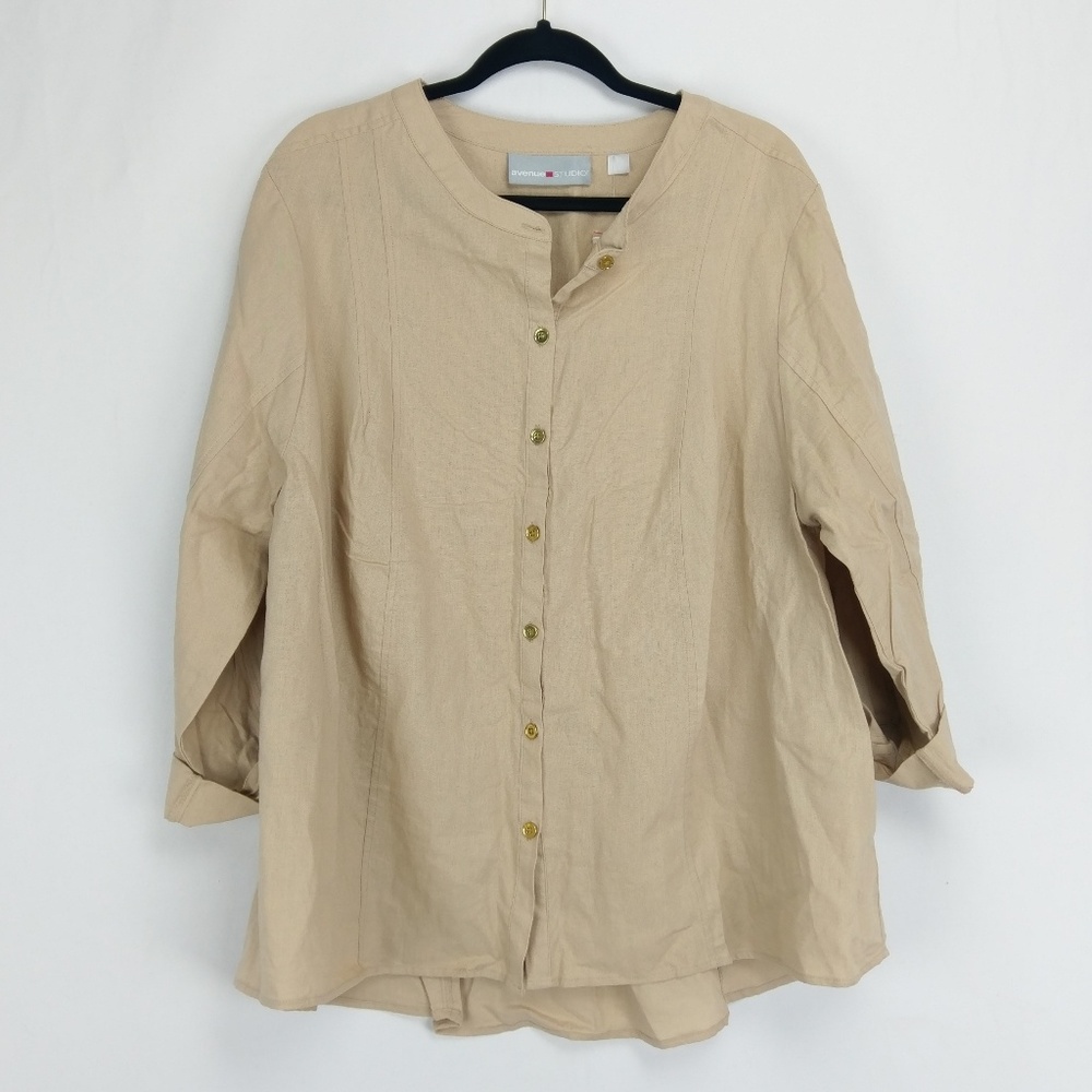 Avenue /// NWT Tan Linen Button Down Long Sleeve